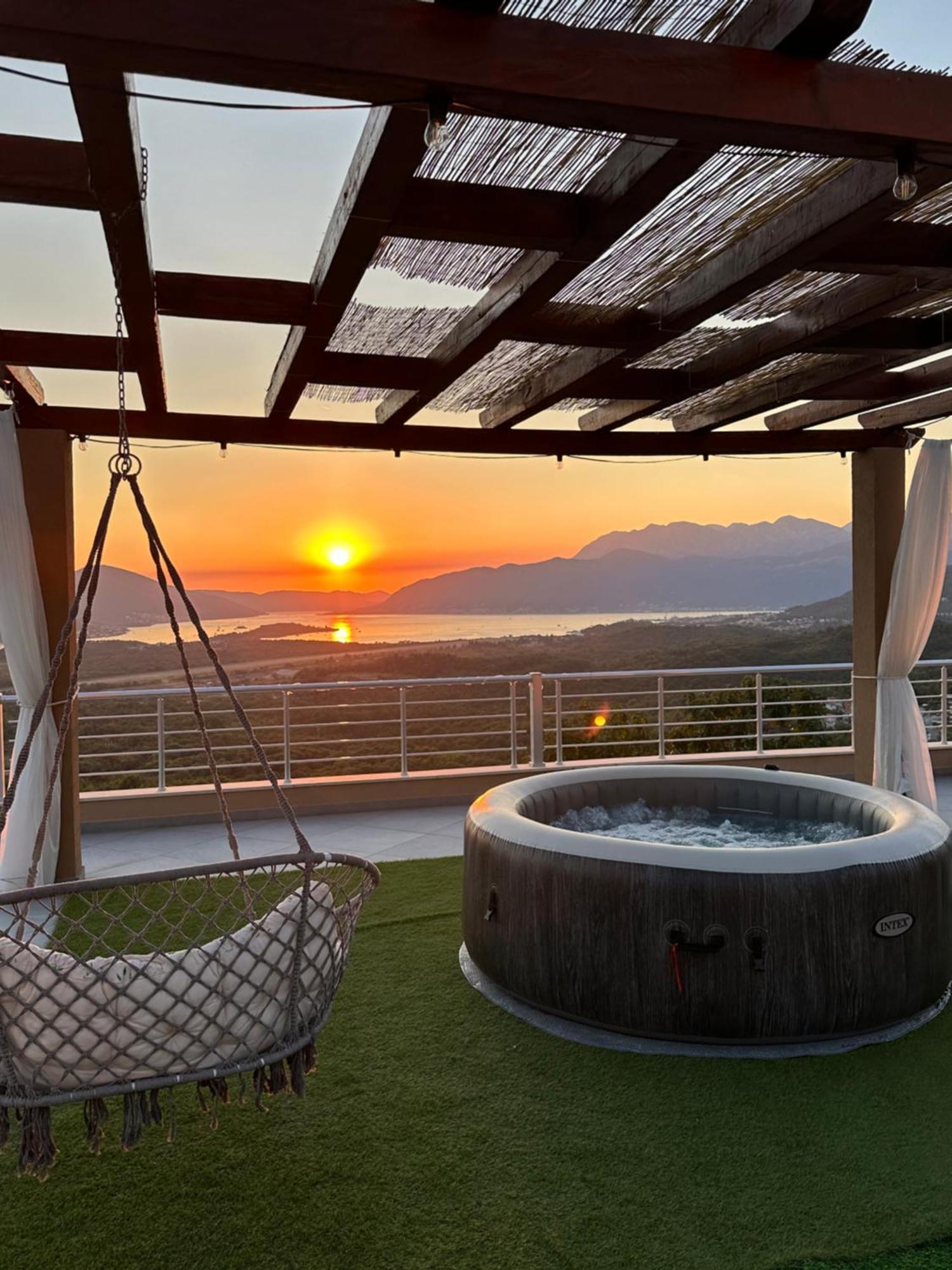 Sunset Apartments Котор Екстер'єр фото